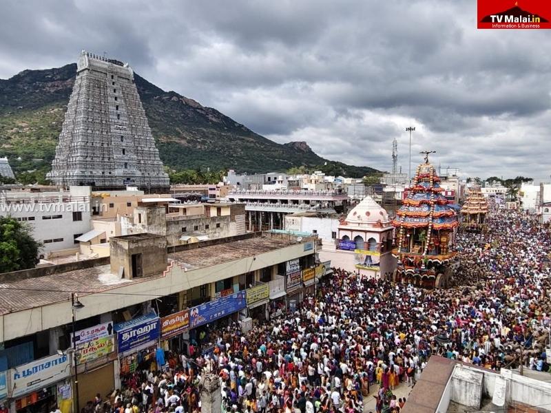 திருவண்ணாமலை கார்த்திகை தீபத் திருவிழா 2025 ஏழாம் நாள் பஞ்ச மூர்த்திகள் மகா தேரோட்டம்!