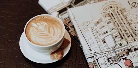 What Happens to Your Body If You Drink Five Cups of Coffee vs Tea Daily for a Month