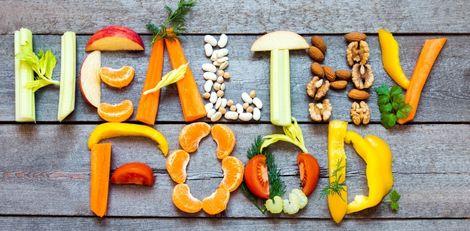 Why Eating Healthy Feels Difficult – And Practical Ways to Make It Easier