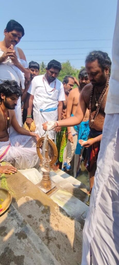 திருவண்ணாமலை அண்ணாமலையார் கோயிலில் – சந்திரசேகரர் தீர்த்தவாரி!