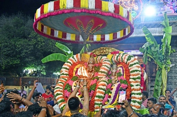 திருவண்ணாமலை அருணாசலேஸ்வரர் கோயிலில் பங்குனி உத்திரம் திருவிழா!